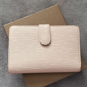 Louis Vuitton French Kisslock Wallet in Epi Leather